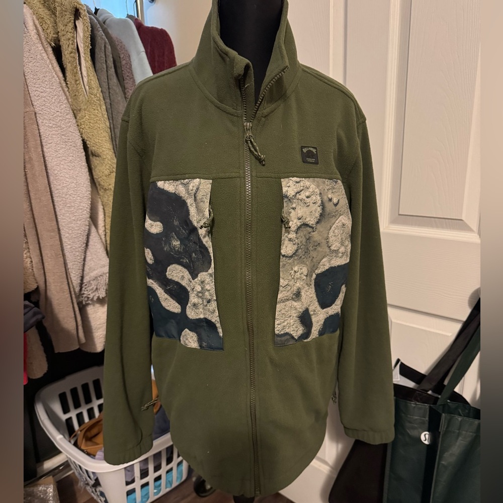 Billabong Green Fleece Zip Up Jacket with Camouflage Like Patches
